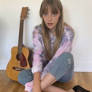 UO Tie-Dye Cropped Long-Sleeve Shirt